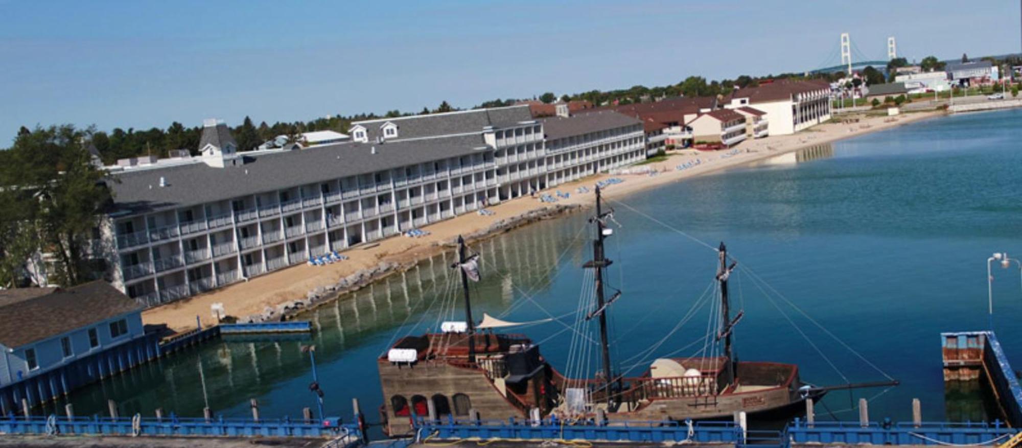 Hamilton Inn Select Beachfront Mackinaw City Zewnętrze zdjęcie